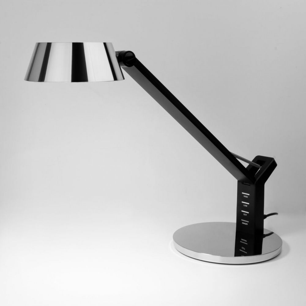 Светодиодная настольная лампа 17 см 3300;4200;6500K 8W Eurosvet  Slink 80426/1 черный/серебро