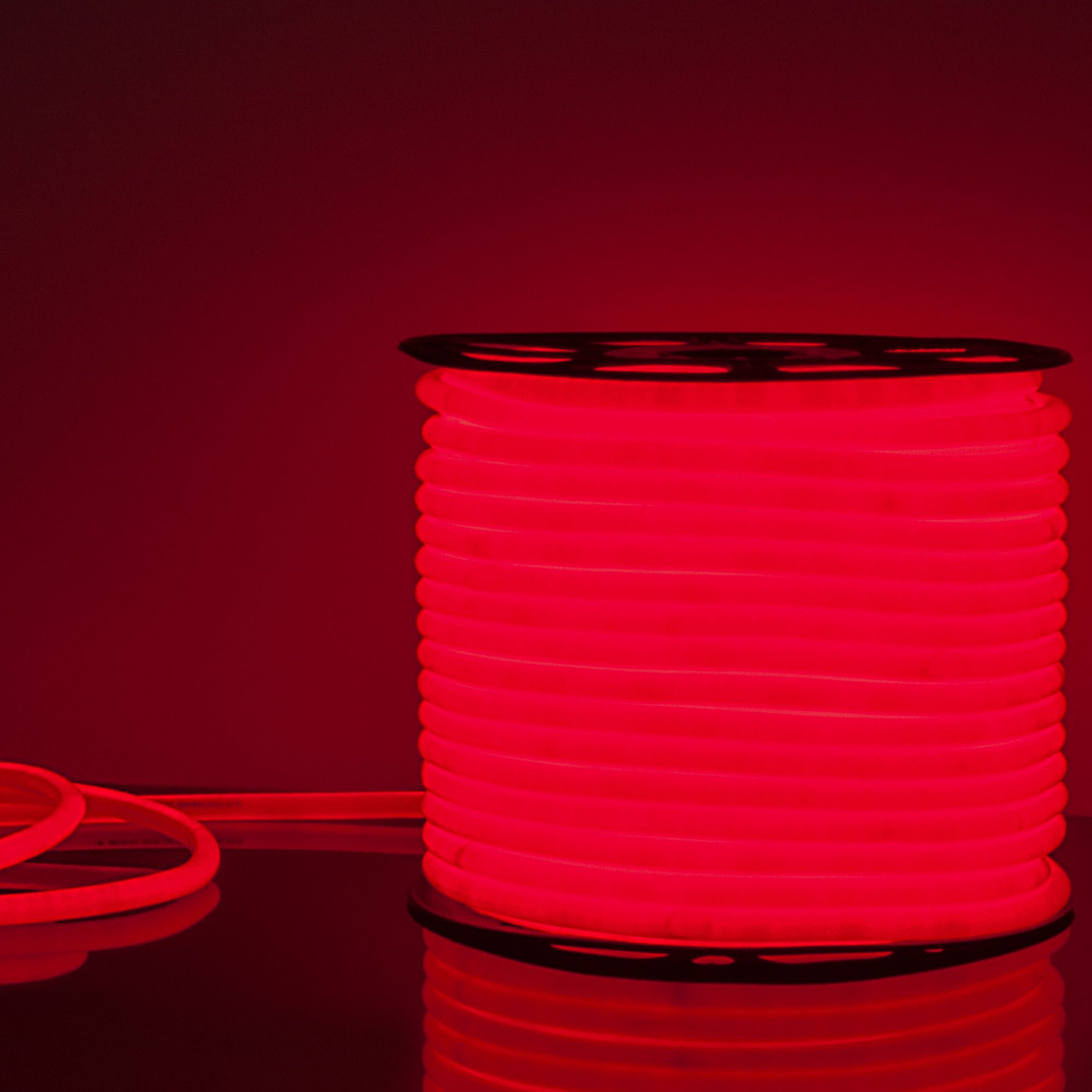 Светодиодный гибкий неон Гибкий неон 220V 9,6W 144Led 2835 IP67 круглый красный, 50 м Elektrostandard