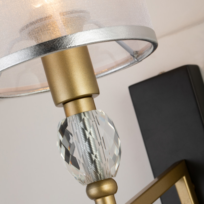 Бра Favourite Una 2701-1W, D210*W120*H310, каркас кофейного цвета и цвета шампанского, абажур из полупрозрачной органзы с серебряной тесьмой, декоративные элементы выполнены из прозрачного хрус