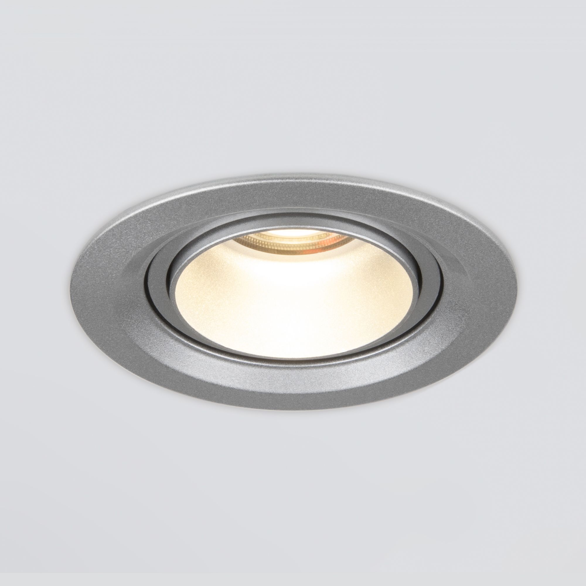 Встраиваемый светодиодный светильник с регулировкой угла освещения 9920 LED 15W 4200K серебро Elektrostandard