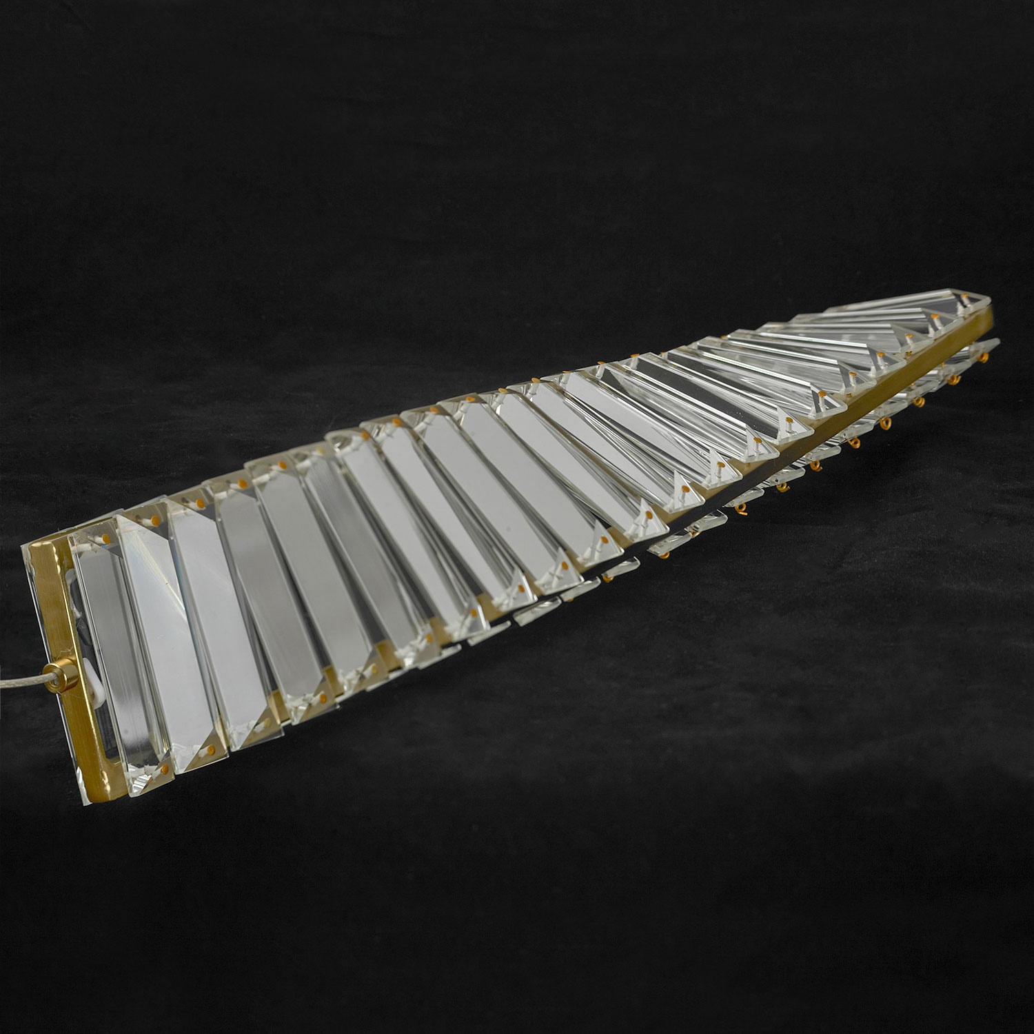 Подвесной светильник 10*70/220 см, 1*led*11W 3000K Lussole Enterprise LSP-7251 блестящее золото