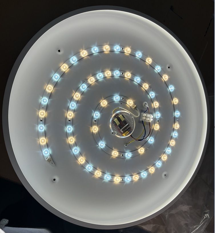 Светильник потолочный SAPFIR SPF-9382 WHITE/БЕЛЫЙ D500/H40/1/LED/70W/4000K без ПДУ SLM 23-01(1/10)