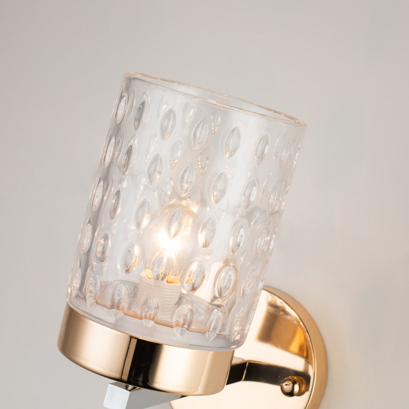 Бра Favourite Crystallus 2710-1W, D250*W125*H290, каркас светло-золотого цвета и цвета хром, плафон из узорного стекла