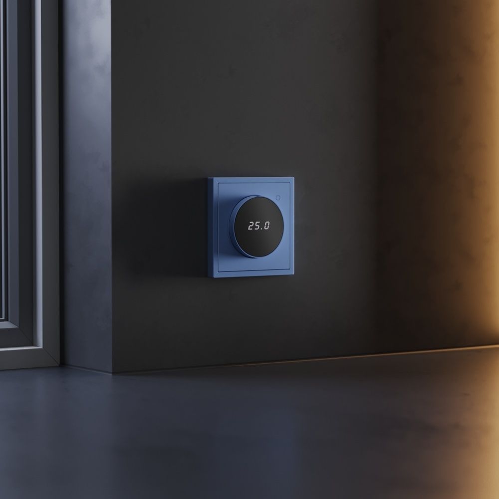 Терморегулятор электронный S70 с индикацией и датчиком, для теплого пола, деним Voltum VLS070115