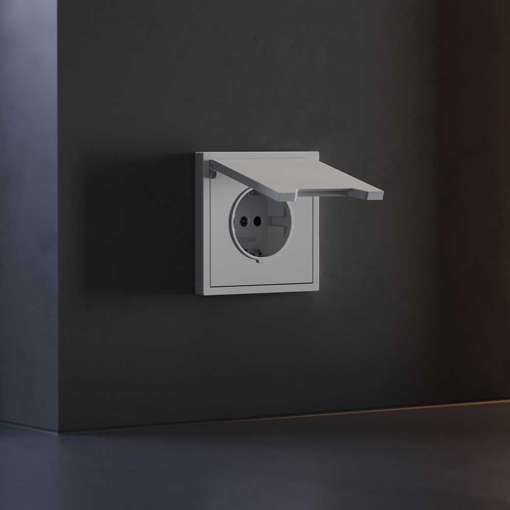 Накладка для розетки с заземлением, защитными шторками и крышкой, S70, серый Voltum VLS000816