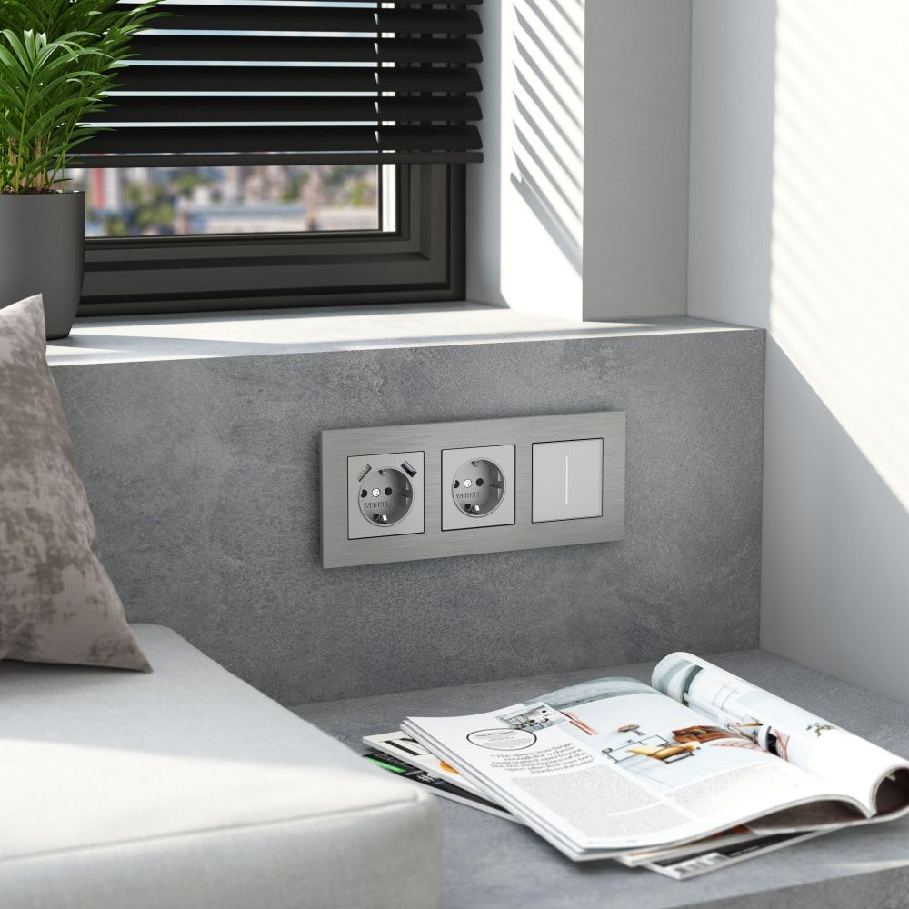 W0033506/ Рамка на 3 поста  AluMax (алюминий) Werkel 4690389204067