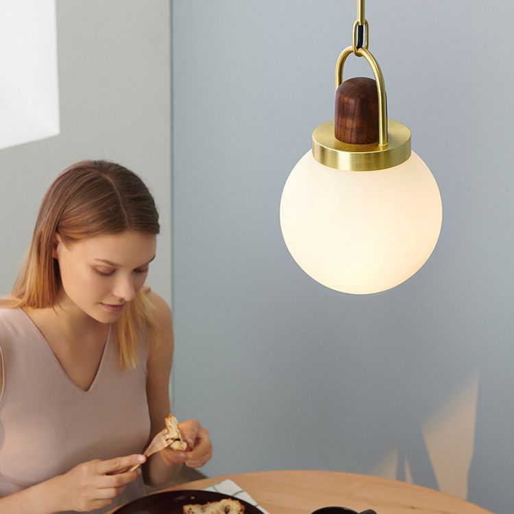 Подвесной светильник Arc Globe Шар D30 30*30*30 см, 1*E27*60W, ImperiumLoft 101295-26, Латунь, Дерево