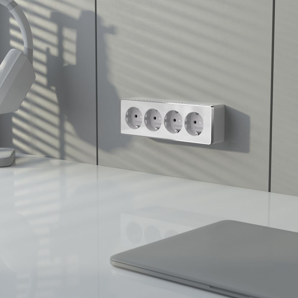 W5072210 Розетка четверная с заземлением и шторками Gallant, белый Werkel, 4690389218002