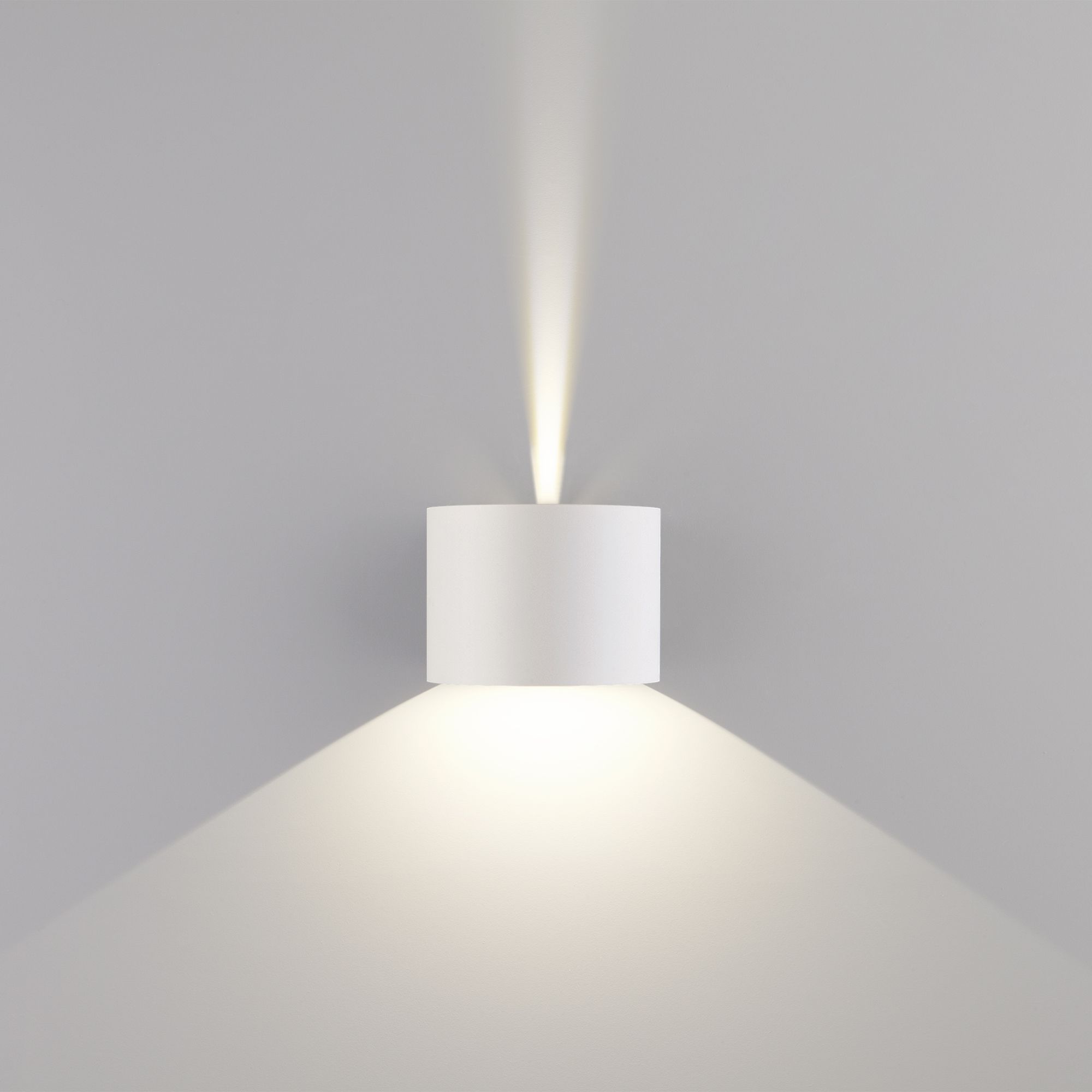Уличное бра 7W, 4000К Blade белое 1518 TECHNO LED Elektrostandard