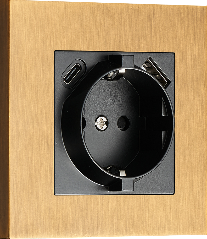 Donel N96 Розетка Schuko с зарядным устройством USB A+C, с защитными шторками, Латунь, серия DT, DT155MB