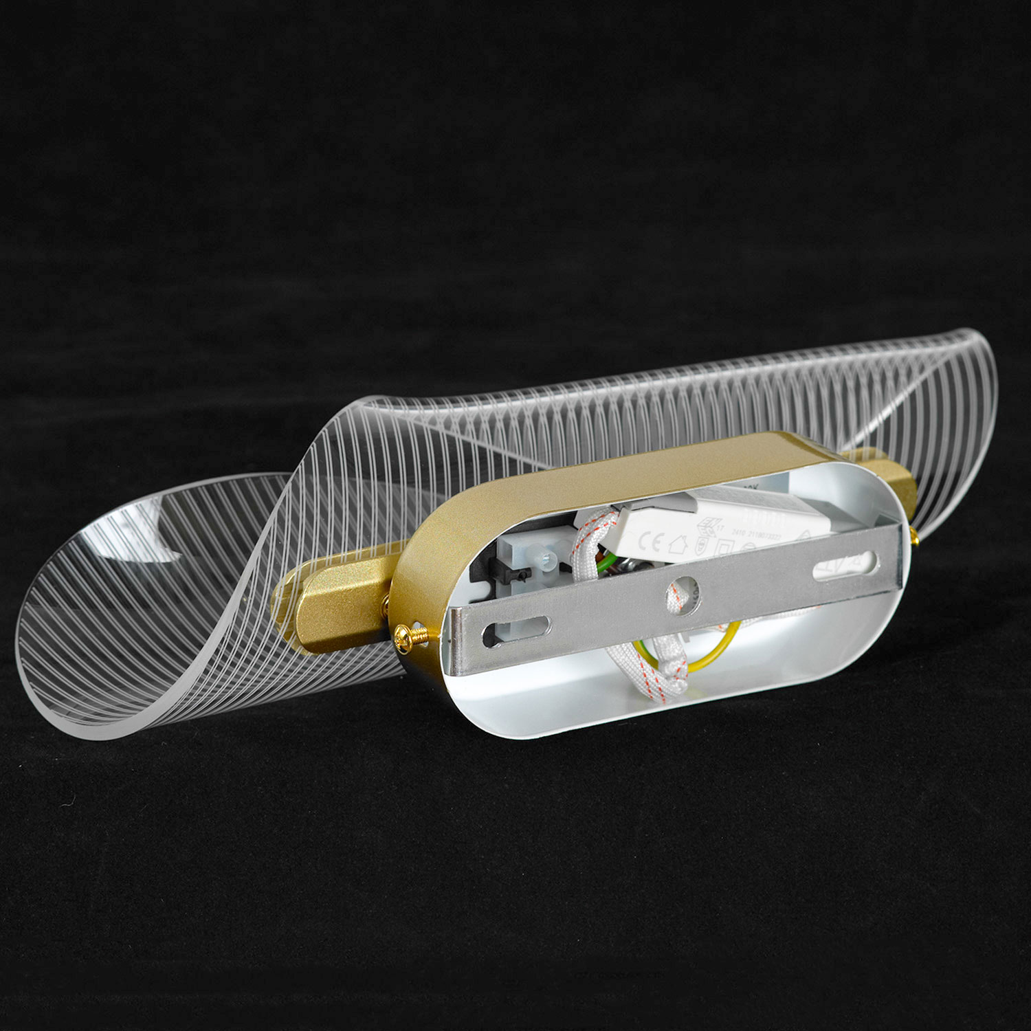 Бра настенное 7*29-29 см, 1*LED, 5W, 4000K, Lussole Calvert LSP-7372, матовое золото