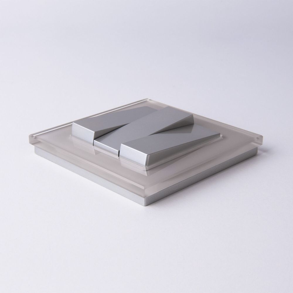 W1130006 Выключатель трехклавишный, серебряный Werkel, 4690389164866