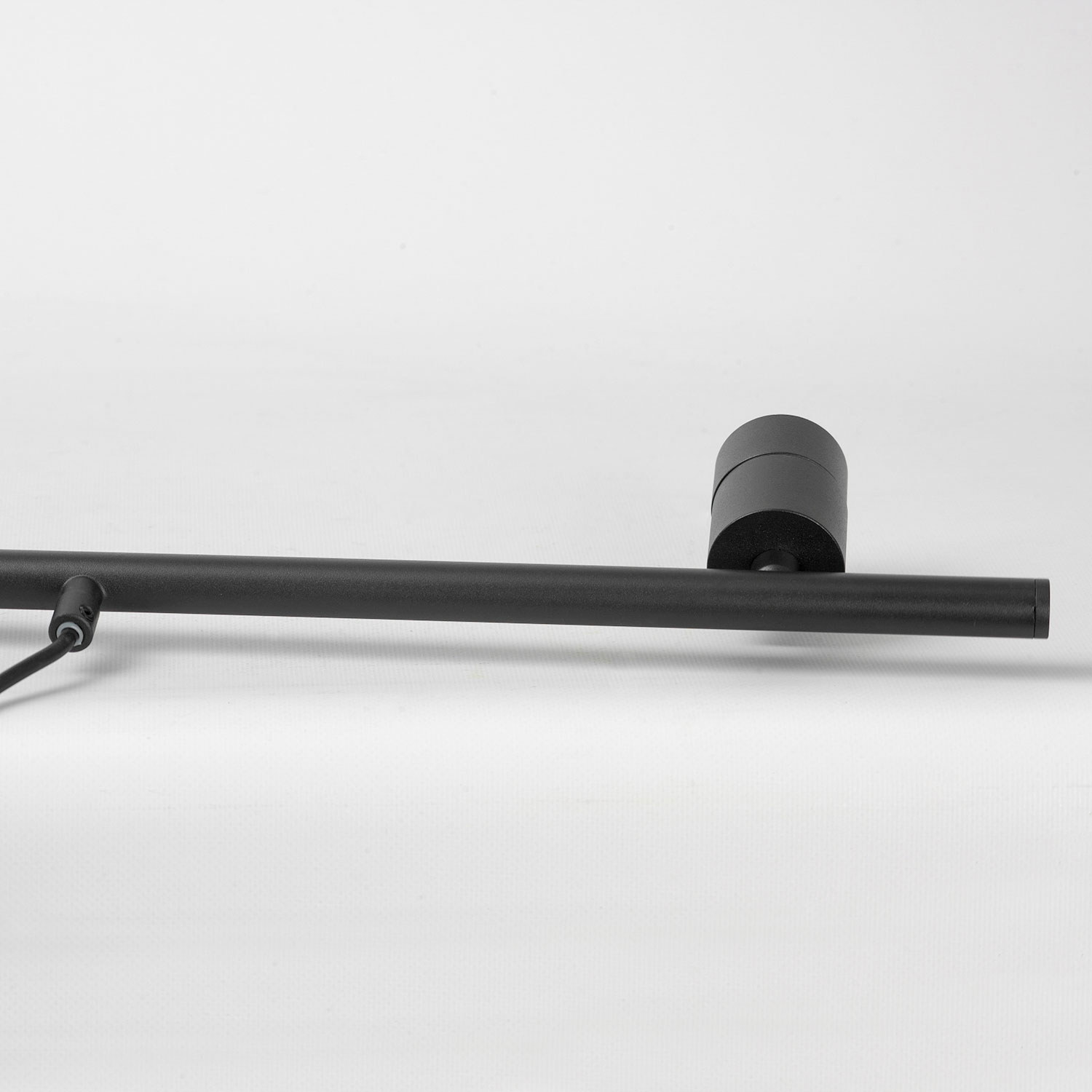 Линейно-подвесной светильник 142*38*45/180 см, 3*E27*60W Lussole Levy LSP-8918 черный