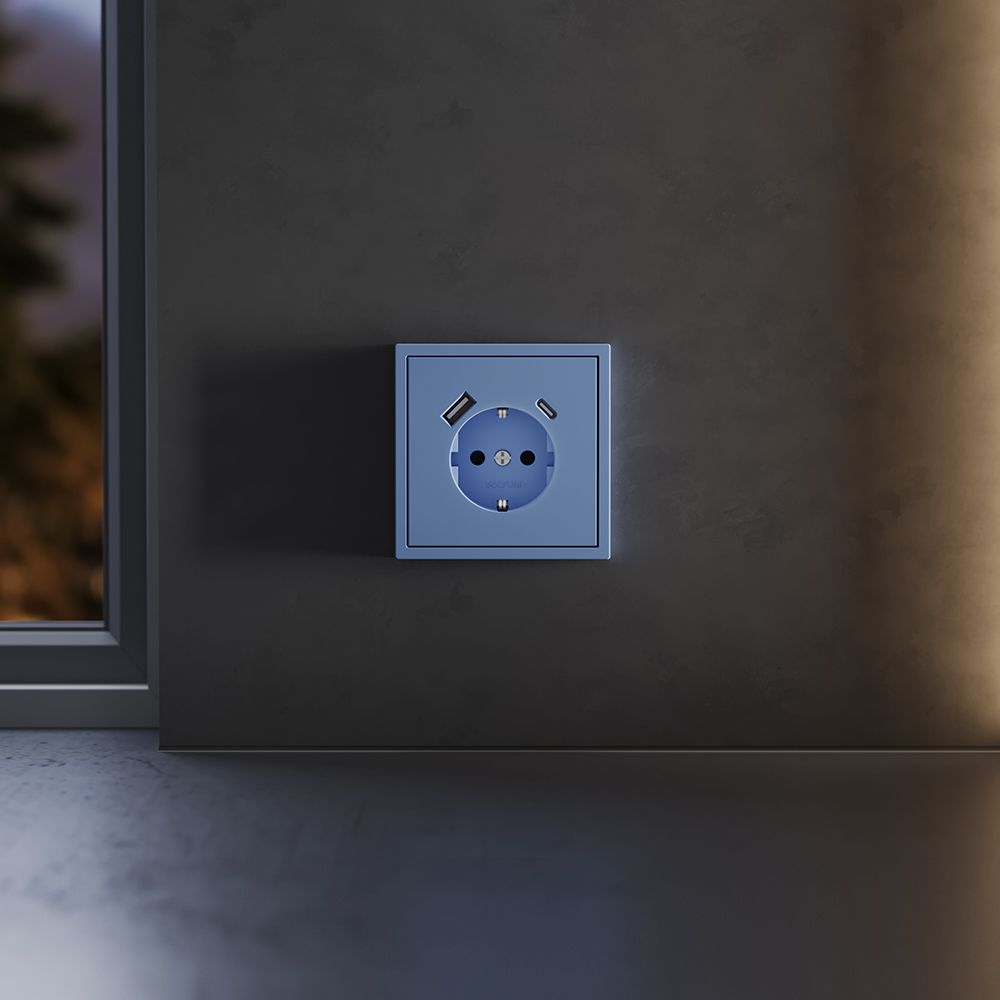 Накладка для розетки с заземлением и защитными шторками, с USB A+C, S70, деним Voltum VLS001015