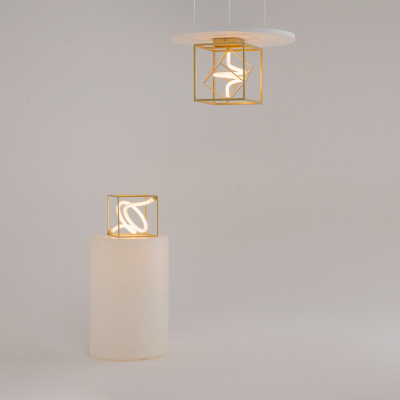 Настольная лампа 20*20*20 см, LED, 3000К, Maytoni Membrane MOD345TL-L11BS3K латунный