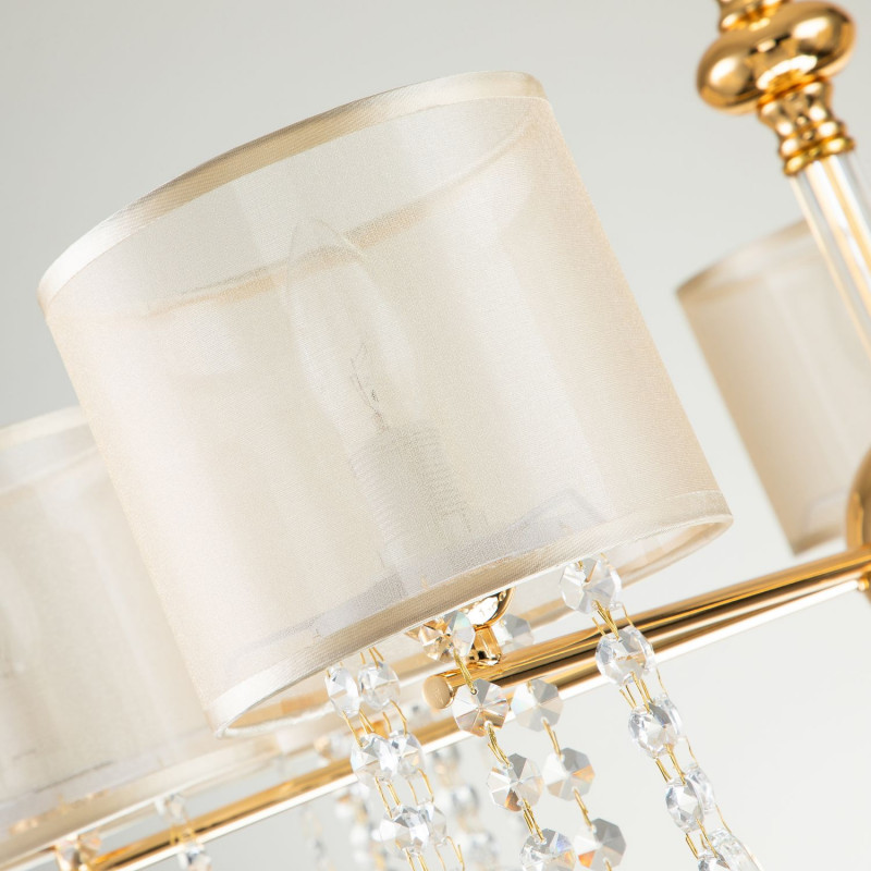 Подвесная люстра Favourite Ventus 2891-7P, D820*H460/1460, Каркас золотого цвета, плафон из органзы янтарного цвета, декоративные элементы из стекла и хрусталя