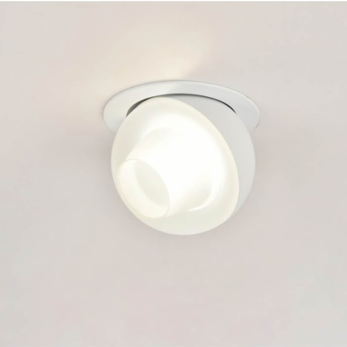 Светодиодный светильник 9 см, 8W, 4000K, Omnilux Mantova OML-103009-08, белый