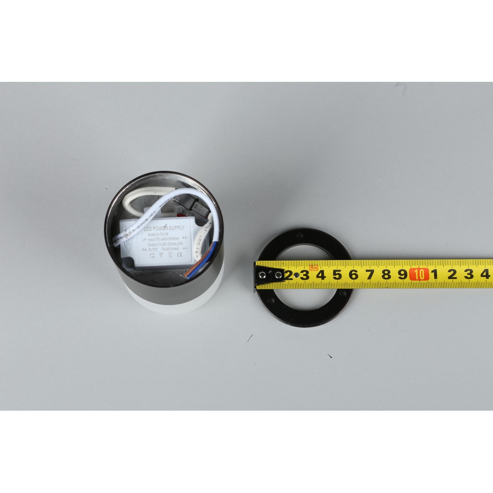 Светильник 6 см, LED 5W, 4000K Omnilux Ercolano OML-100019-05 черный