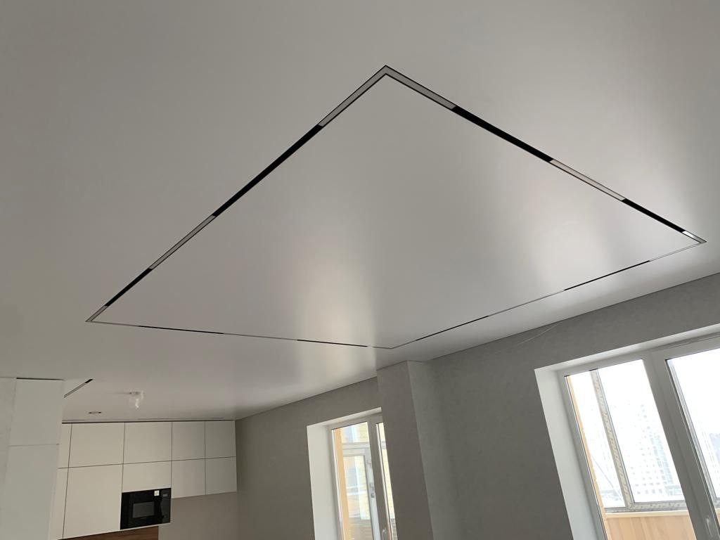 Профиль 200 см для монтажа SKYLINE 220 в натяжной ПВХ потолок (S25) 200*6 см, ST LUCE SKYLINE 220 ST015.129.02