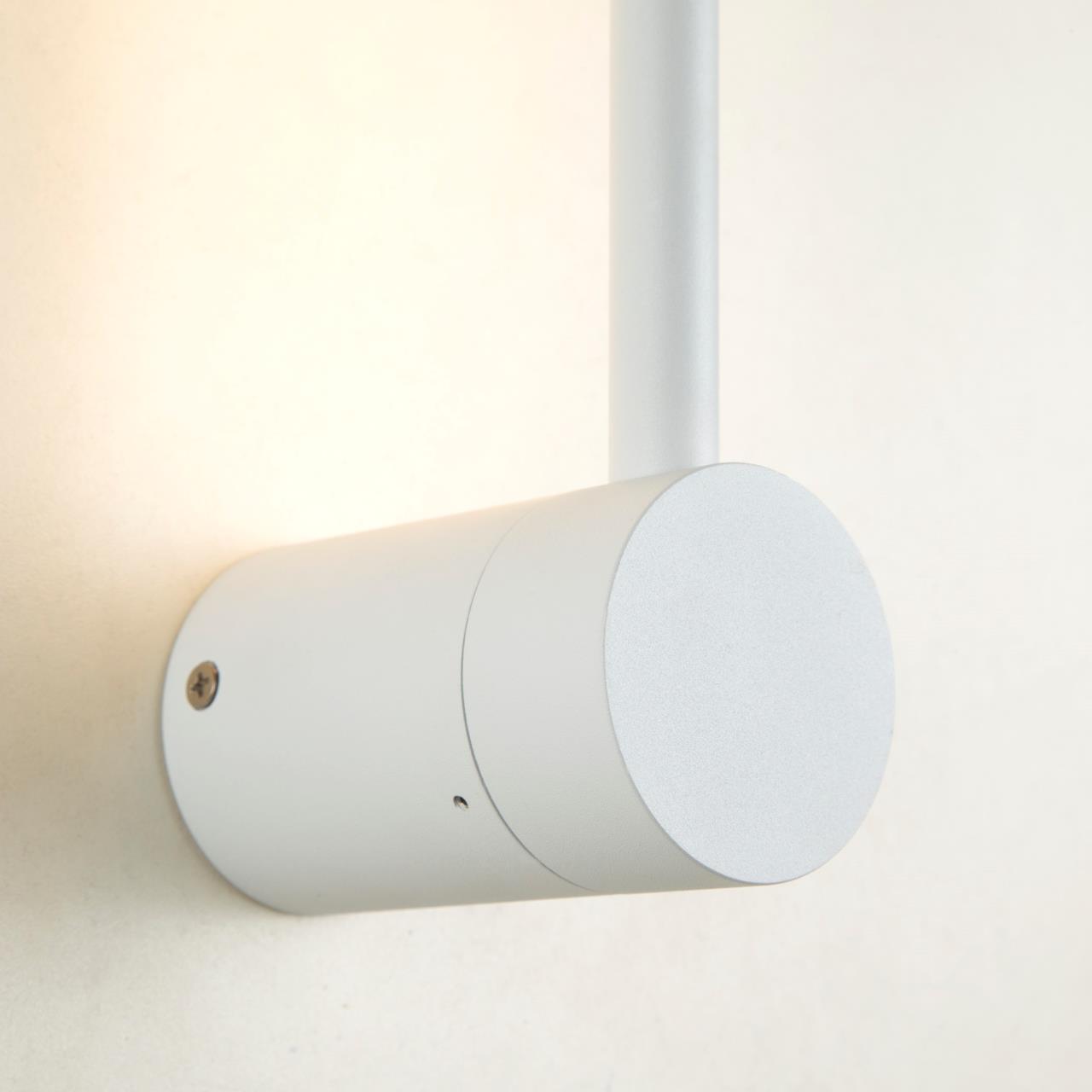 Бра 6*10*63 см, LED 17W, 3000 / 6000K, Белый LED4U L7271-600 WH