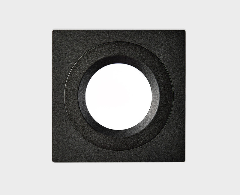 Влагозащищенный светильник 9*7,5 см, ITALLINE  IT08-8018 black 4000K