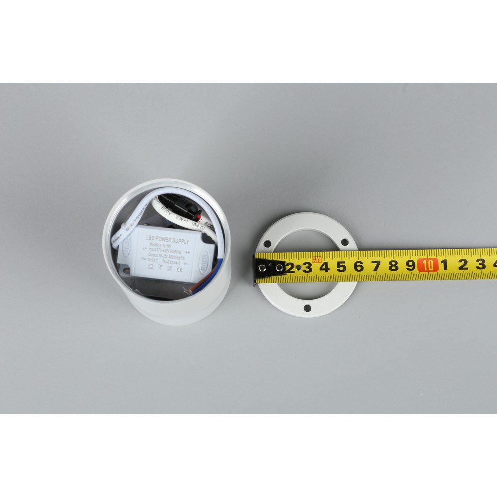 Светильник 6 см, LED 5W, 4000K Omnilux Ercolano OML-100009-05 белый