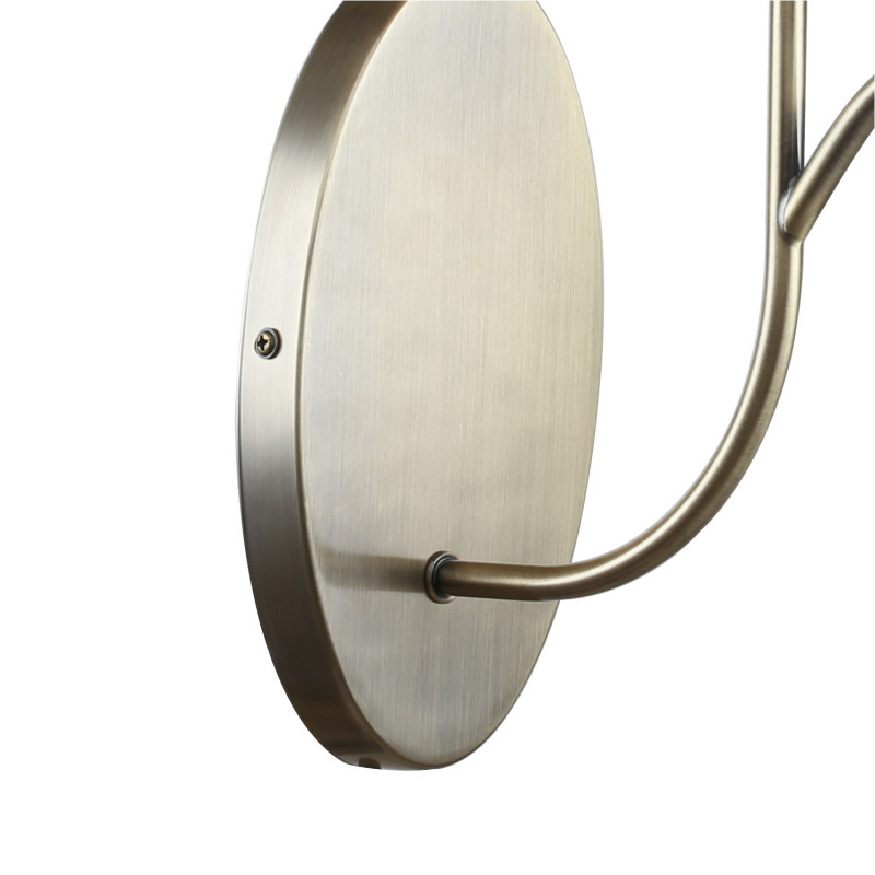 Бра Favourite Castellum 2769-1W, D220*W160*H450, античная латунь, плафон из ткани кремового цвета, декоративные элементы в виде хрустальных подвесок