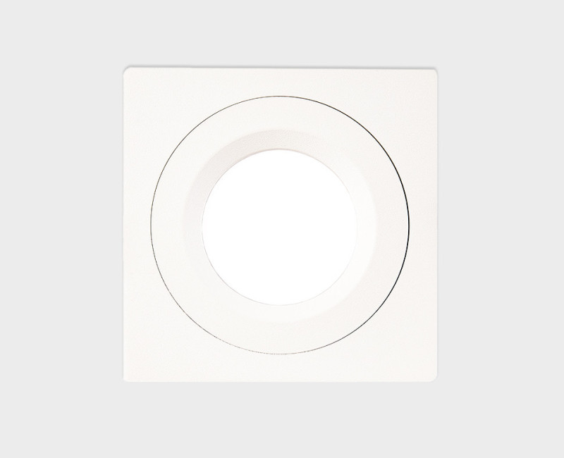 Влагозащищенный светильник 9*7,5 см, ITALLINE  IT08-8018 white 3000K