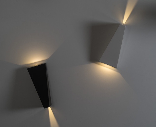 Уличный настенный светодиодный светильник Italline IT01-A807 dark grey, 6W LED, 3000K, темно-серый