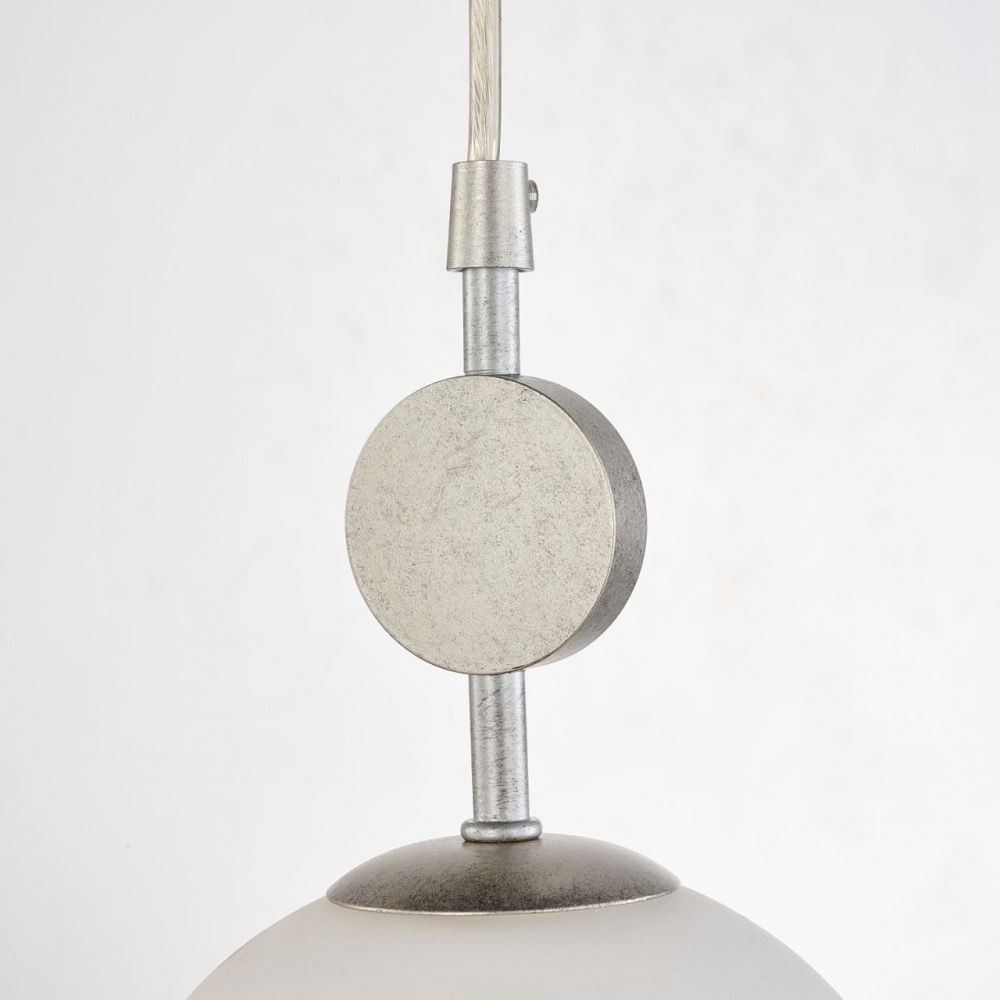 Подвес Favourite Absolute 2929-1P, D150*H265/1310, античного серебра, плафон из стекла цвета опала