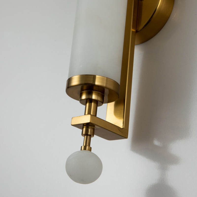Бра Favourite Plunger 3011-2W, D105*W100*H500, латуни, плафон из искусственного белого мрамора, стеклянный декор по краям