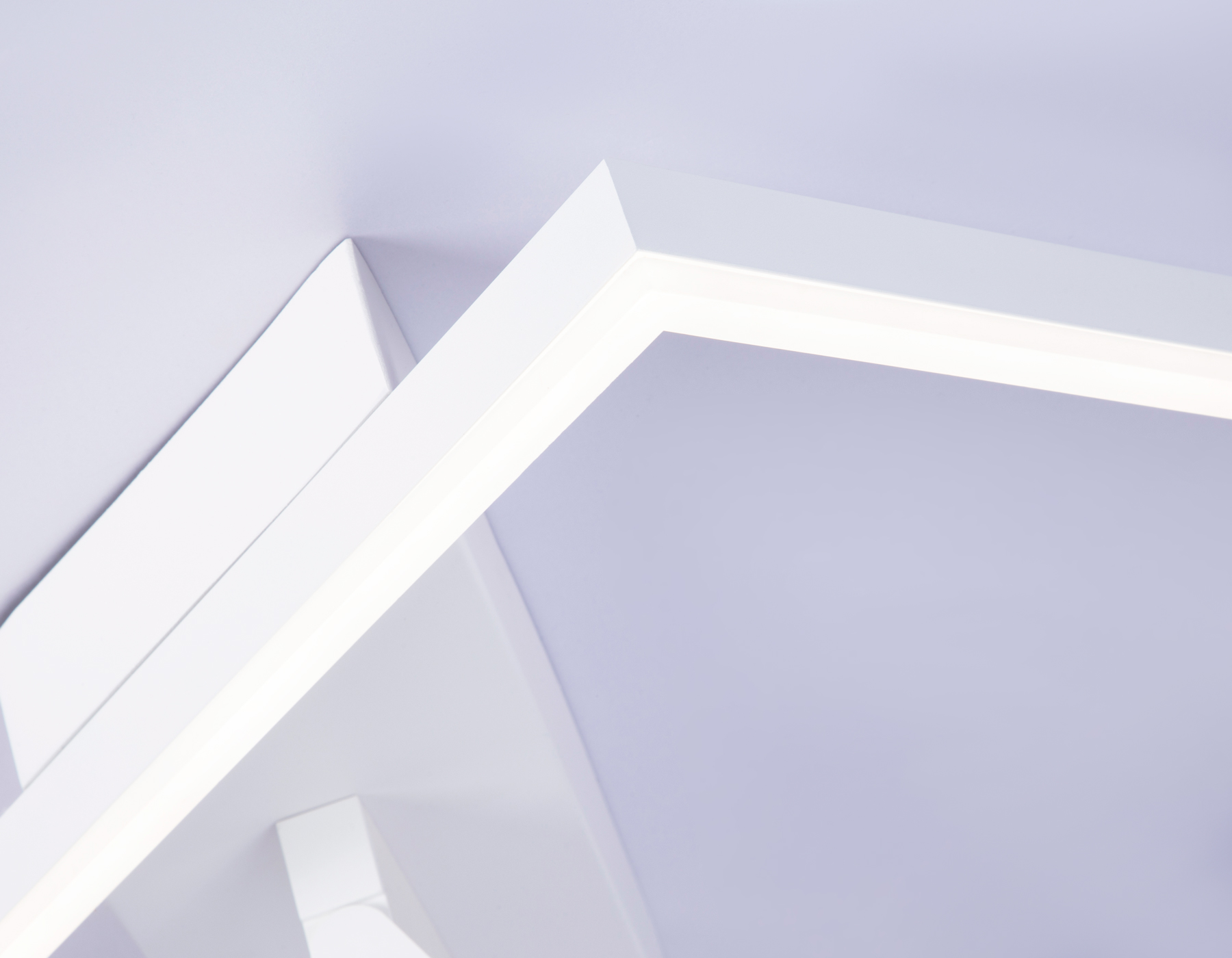 Светильник 50*50*11 см, LED 70W, 3000К, белый Ambrella Comfort LineTech FL51463