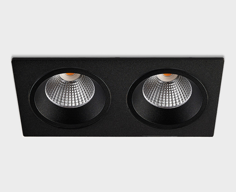 Встраиваемый светильник 7,2*5,4 см, ITALLINE  IT08-8035 black 4000K