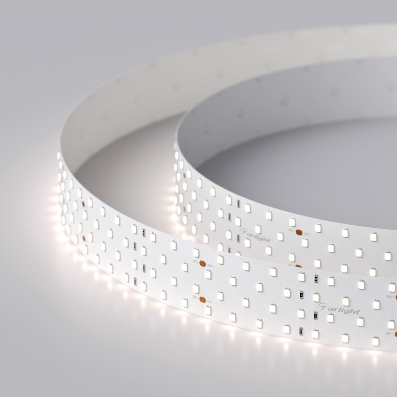 Лента RT 2-2500 24V Day5000 4x2 (2835, 700 LED, CRI98) (Arlight, 30 Вт/м, IP20) 025158(1). Цена указана за 2,5 метров. Продается кратно 2,5 метрам.
