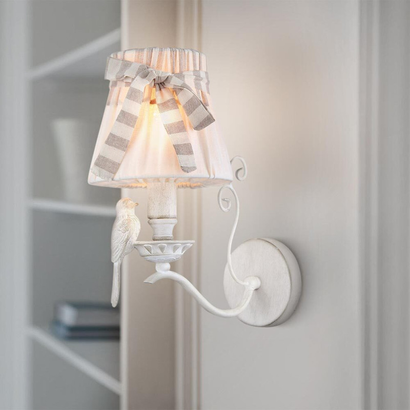 Бра Maytoni Elegant 62 ARM013-01-W с птичкой белое
