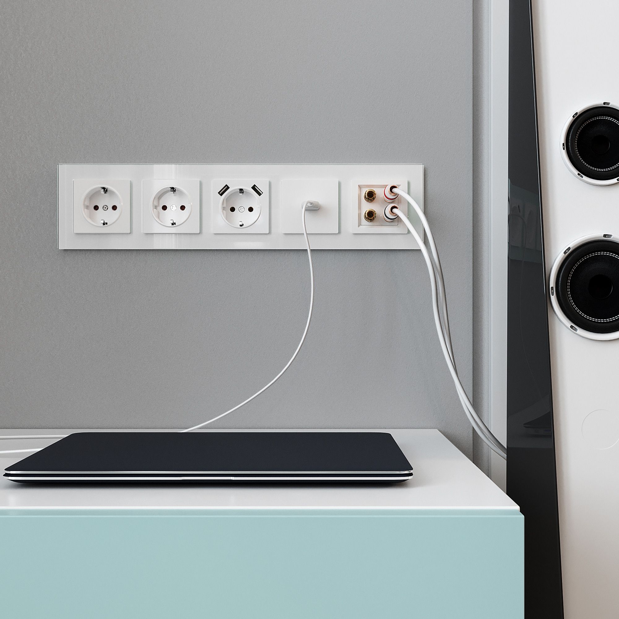 W0051105/ Рамка на 5 постов Favorit (белый матовый,стекло) Werkel 4690389160103