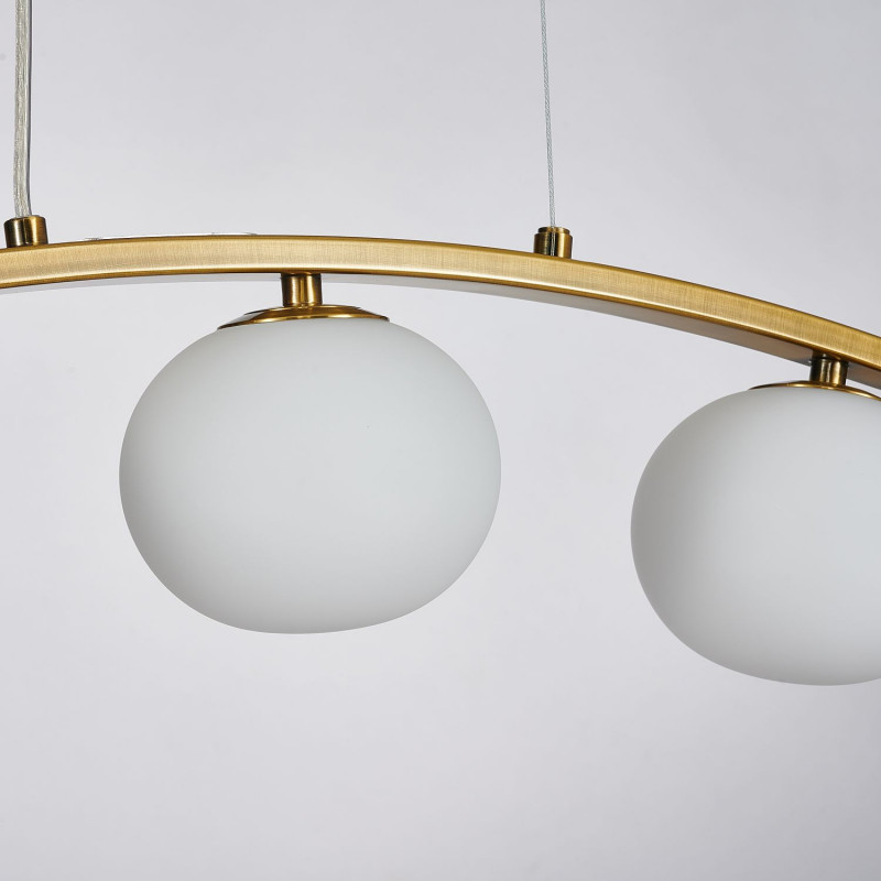 Подвесная люстра Favourite Arcata 4055-3P, L540*W130*H210/1360, дугообразный матового золота, плафоны из выдувного стекла цвета опала, лампу G9 можно менять, часть каркаса фиксируется тросиком для бала