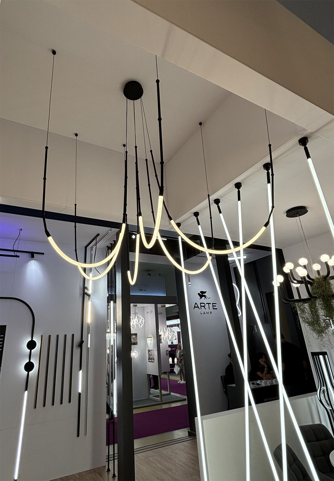 Подвесной светильник 280*100 см, 1*LED, 35W, 3000K Arte Lamp Klimt A2850SP-38BK, Черный