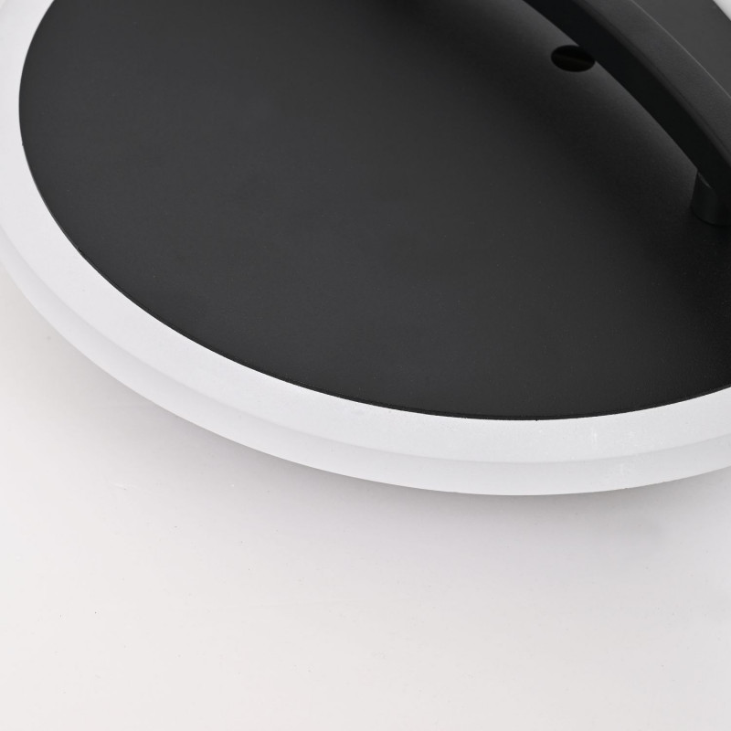 Потолочный светильник Favourite Cosmical 4071-3U, L680*W600*H210, потолочный светильник черного цвета в  сочетании с золотыми поворотными спотами на каркасе, встроенные ленты LED по периметру. Пульт управления цветом