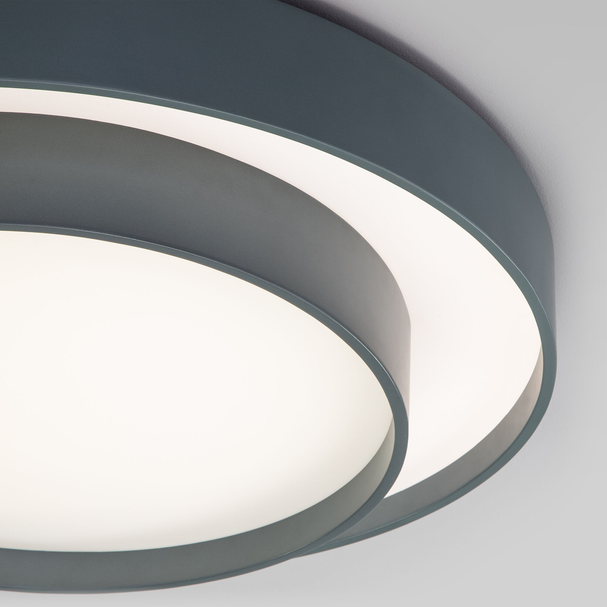 Светильник с регулировкой яркости и цветовой температуры 50*50*12,5 см, *LED, 76W, 3300;4200;6500 Eurosvet Force 90330/2, серый
