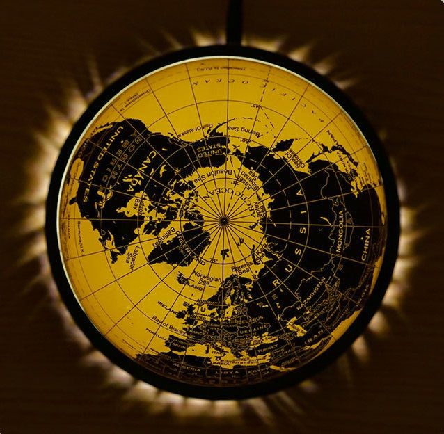 Светильник DZN-11372 ЧЕРНЫЙ+ЖЁЛТЫЙ  D170/H200/1/LED/6W/5500K с магнитной левитацией 25-01 VST