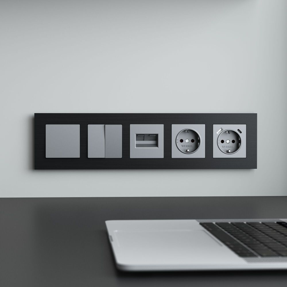 W0053508 Рамка на 5 постов  AluMax, черный алюминий Werkel, 4690389214325