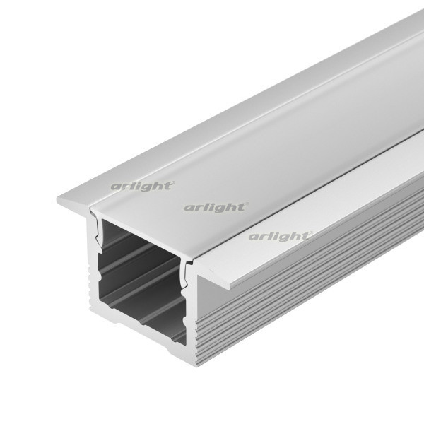 Профиль Arlight 036040 300*2,5*1,3 см. Цена указана за 3 метра. Продается кратно 3 метрам.  экран отдельно