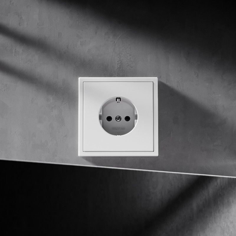 Выключатель встраиваемый Voltum S70 двухклавишный с подсветкой 10А, черный матовый пластик Soft touch VLS020208