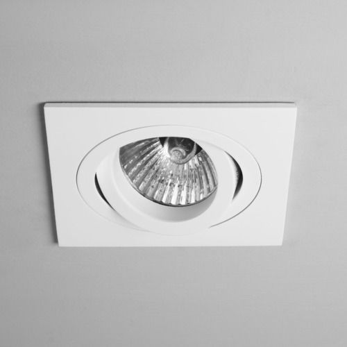 Светодиодный поворотный встраиваемый светильник для ванной комнаты Astro 5761 Aprilia Square, белый