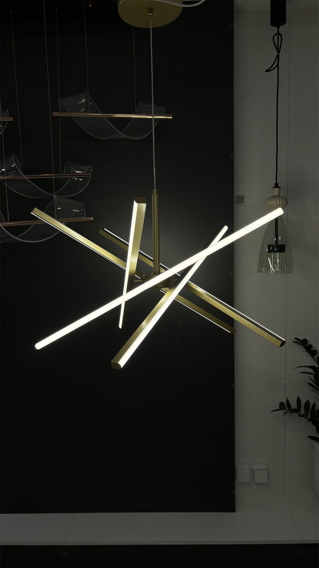 Светильник подвесной 70*150 см, 1*LED*60W, 4000K, 2800Lm, 10 м2 Lumion Parker 6564/60L золотой