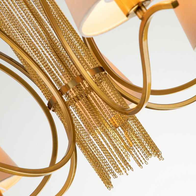 Подвесная люстра Favourite Ketten 2867-7P, D750*H430/1430, латунь, плафоны из велюровой ткани кремового цвета, декоративный элемент в виде латунных цепочек