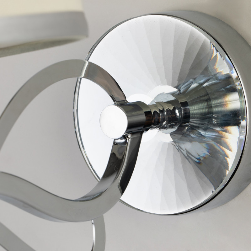 Бра Favourite Semina 2707-1W, D270*W160*H310, хром, абажур из белой ткани с серебряной тесьмой, декоративные элементы из прозрачного хрусталя