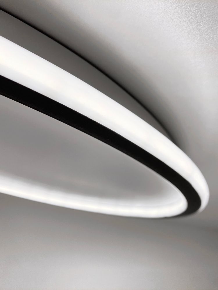 Светильник потолочный SAPFIR SPF-9368 BLACK/ЧЕРНЫЙ D500/H45/2/LED/2*52W 2,4G BLACKLINE 22-12 (1).OTB