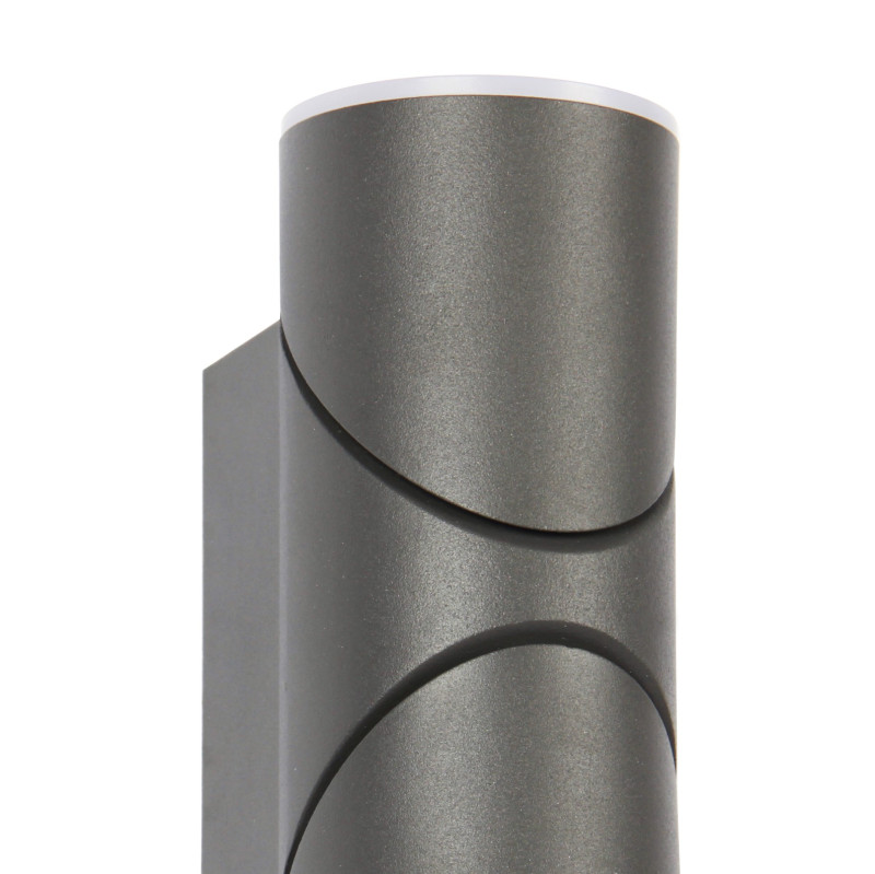 Уличный светильник Favourite Pilon 3028-2W, D83*W65*H165, каркас черного матового цвета, поворотные плафоны со акриловым отражателем, IP54